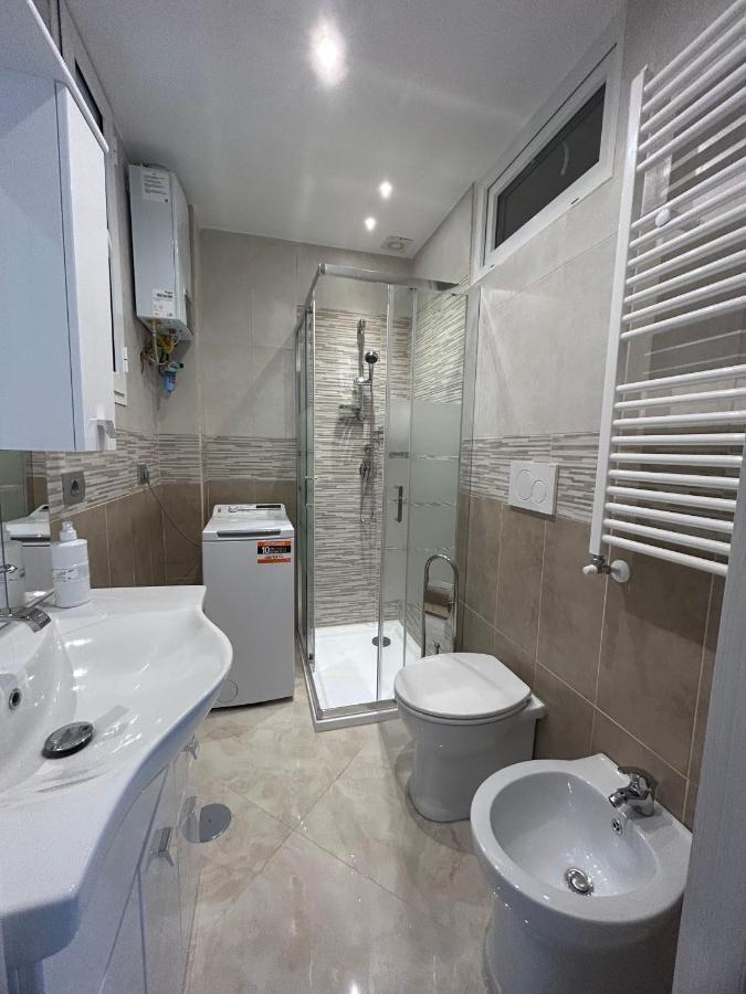 Claire House Apartment Рим Екстериор снимка