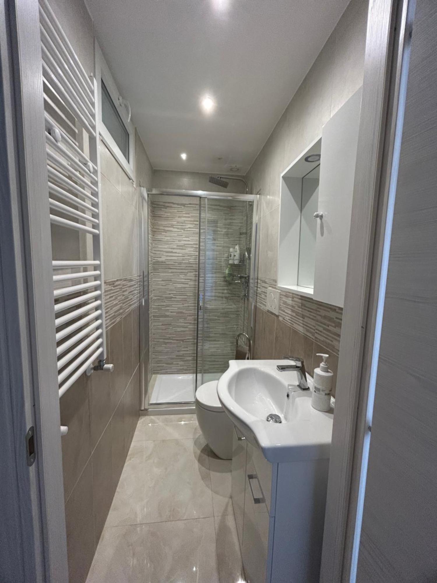 Claire House Apartment Рим Екстериор снимка