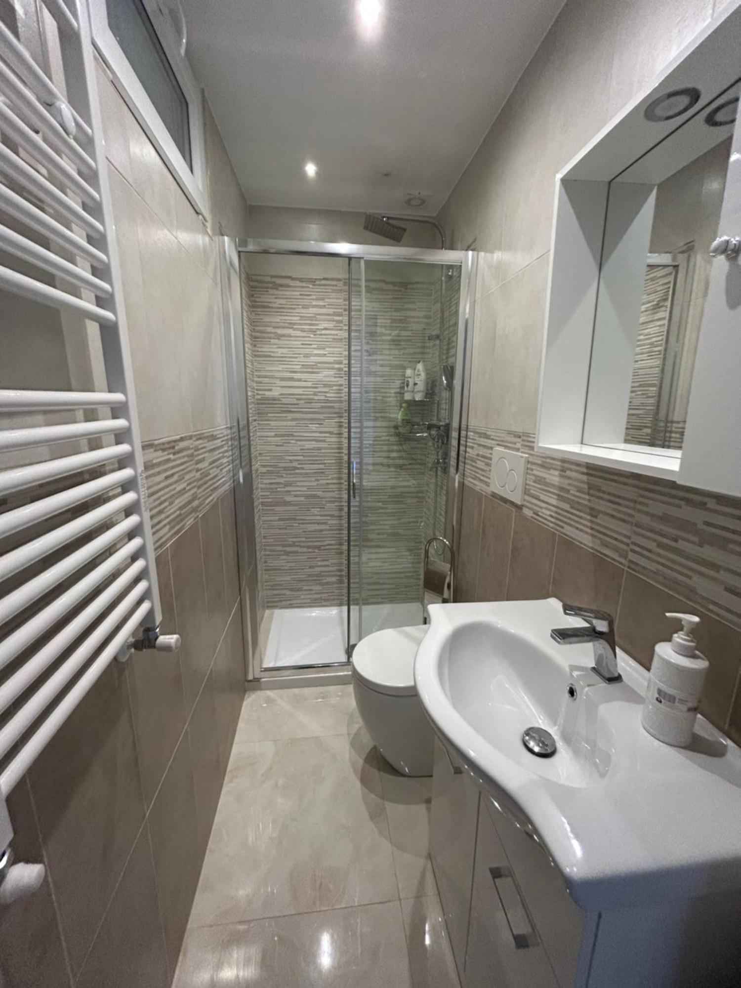 Claire House Apartment Рим Екстериор снимка